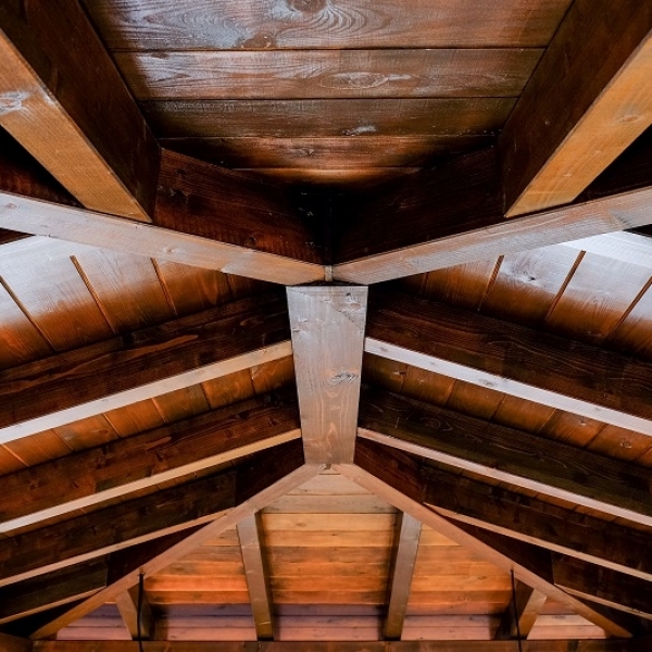 Are oak frame houses more flammable than other constructions?