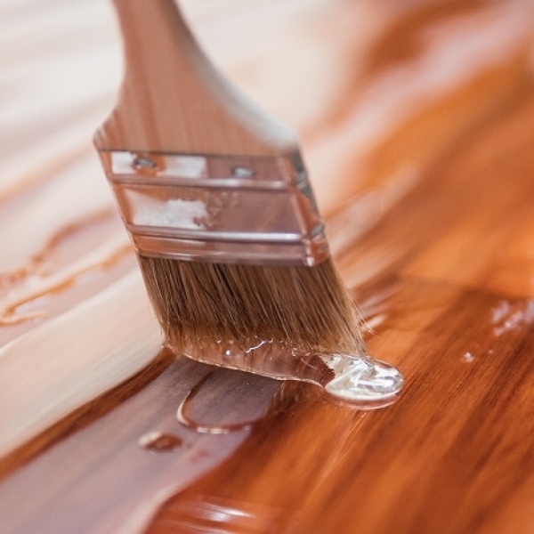 To stain or not to stain? Guide to choosing wood and the right colour for it